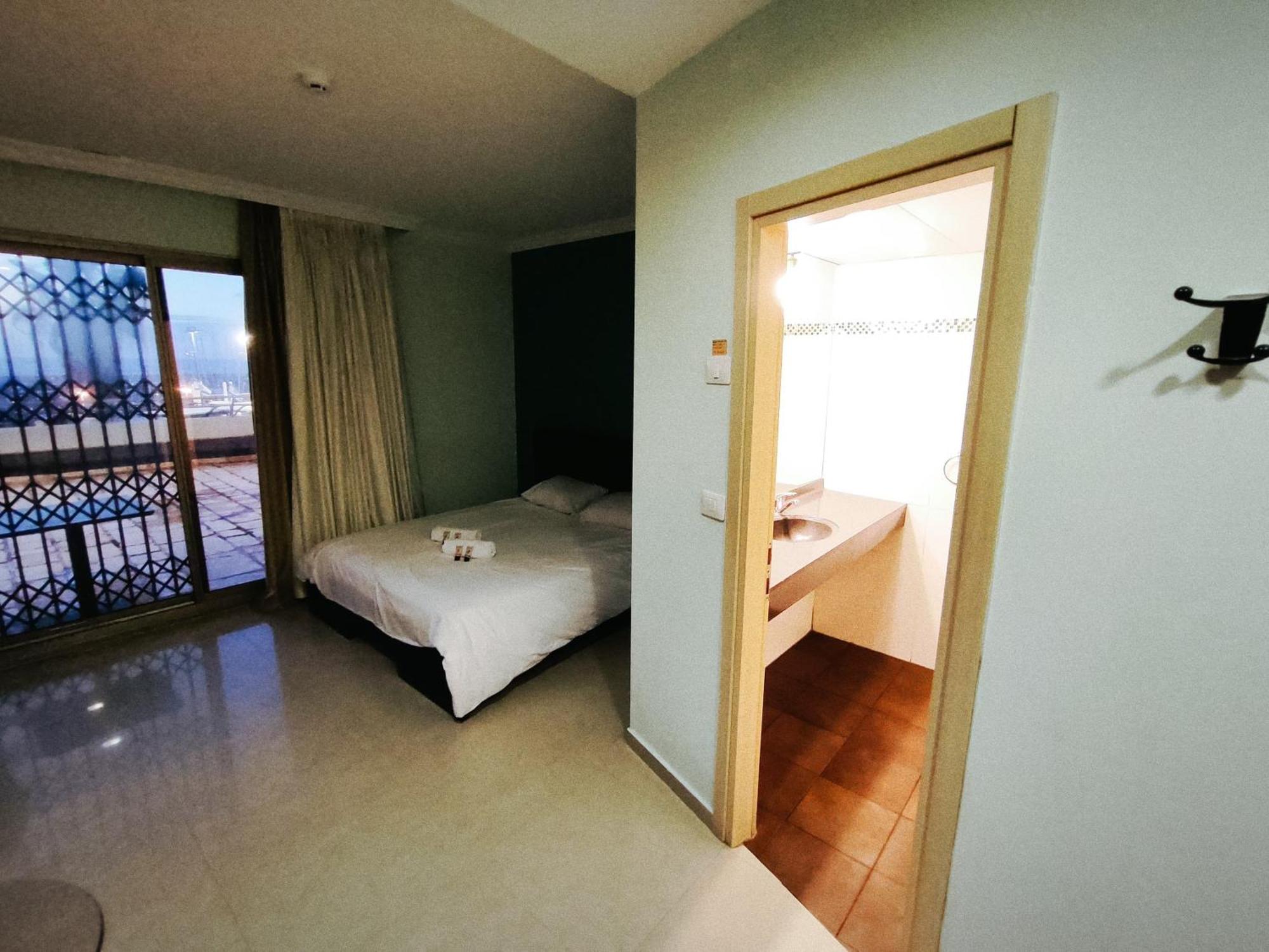 Marina Beach Hotel Tel Aviv Ngoại thất bức ảnh